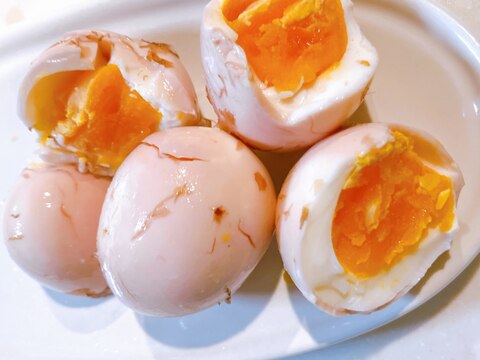 イースターに!漬け込むだけ!梅酢でピンク味玉!